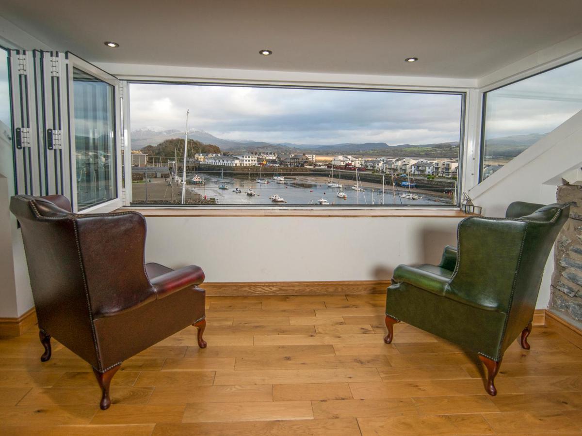 The Captain'S Penthouse Porthmadog Eksteriør billede